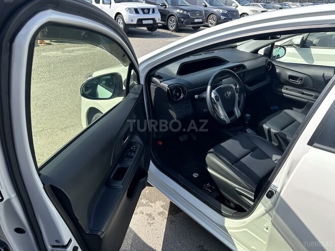 Toyota Aqua 2016, 85,000 km - 1.5 l - Bakı