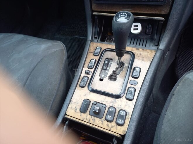 Mercedes E 270 2000, 456,000 km - 2.7 l - Bakı
