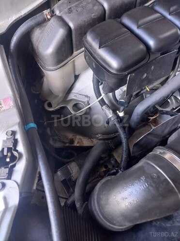 Mercedes E 270 2000, 456,000 km - 2.7 l - Bakı