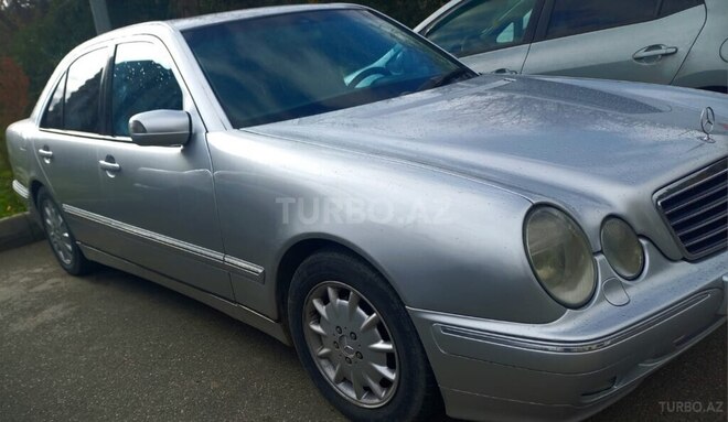 Mercedes E 270 2000, 456,000 km - 2.7 l - Bakı