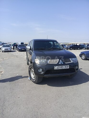 Mitsubishi L200 2008, 241,760 km - 2.5 l - Bakı
