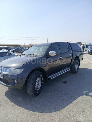 Mitsubishi L200 2008, 241,760 km - 2.5 l - Bakı