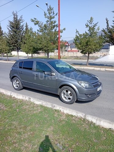 Opel Astra 2005, 215,000 km - 1.4 l - Zaqatala