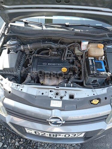 Opel Astra 2005, 215,000 km - 1.4 l - Zaqatala