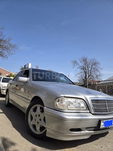 Mercedes C 200 1999, 530,000 km - 2.0 л - Quba