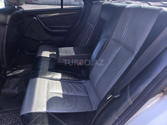 Mercedes C 200 1999, 530,000 km - 2.0 л - Quba
