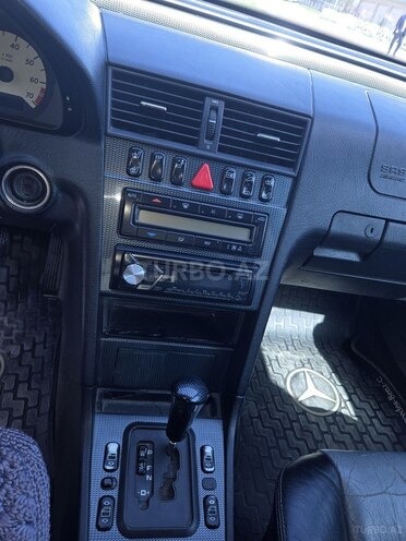Mercedes C 200 1999, 530,000 km - 2.0 л - Quba