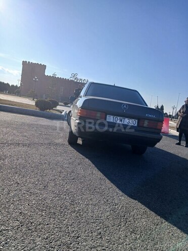 Mercedes 190 1990, 360,000 km - 2.0 l - Beyləqan