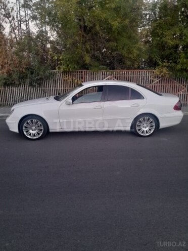 Mercedes E 220 d 2005, 358,000 km - 2.2 л - Ağstafa