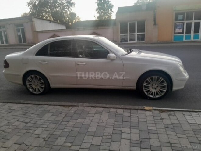 Mercedes E 220 d 2005, 358,000 km - 2.2 л - Ağstafa