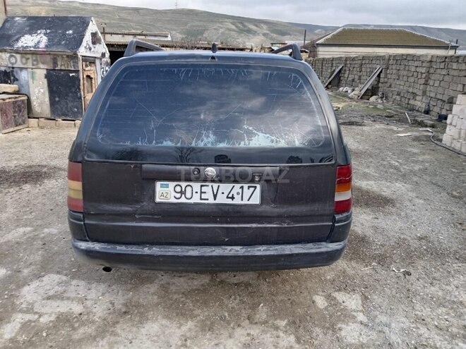 Opel Astra 1995, 236,000 km - 1.6 l - Bakı