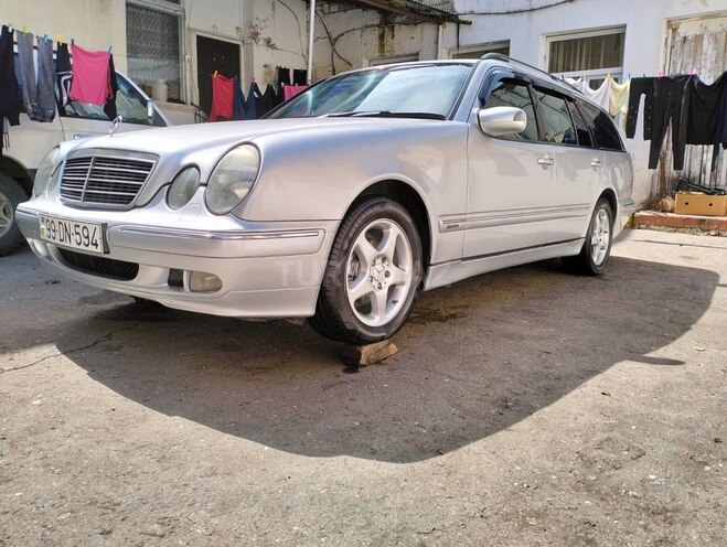 Mercedes E 240 2000, 168,000 km - 2.4 l - Bakı
