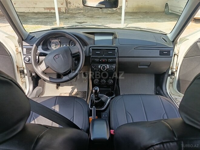 LADA (VAZ) Priora 2018, 260,000 km - 1.6 л - Mingəçevir