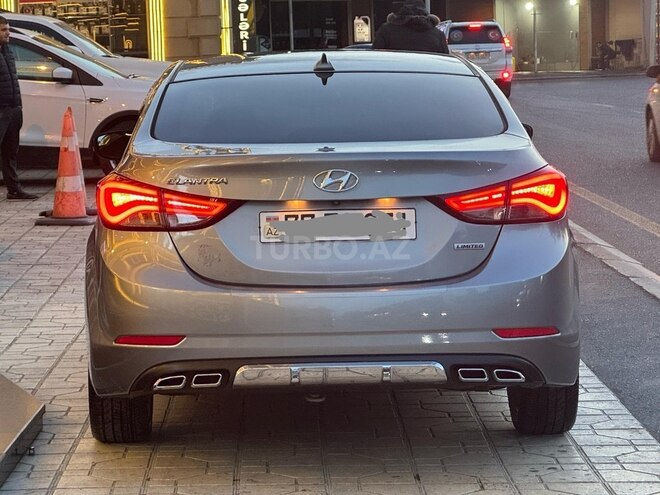 Hyundai Elantra 2015, 119,000 km - 1.8 л - Bakı