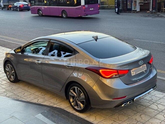Hyundai Elantra 2015, 119,000 km - 1.8 л - Bakı