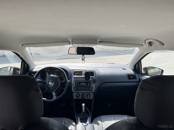 Volkswagen Polo 2019, 102,000 km - 1.6 l - Bakı