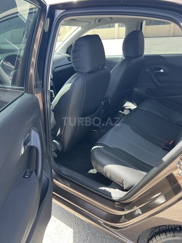 Volkswagen Polo 2019, 102,000 km - 1.6 l - Bakı