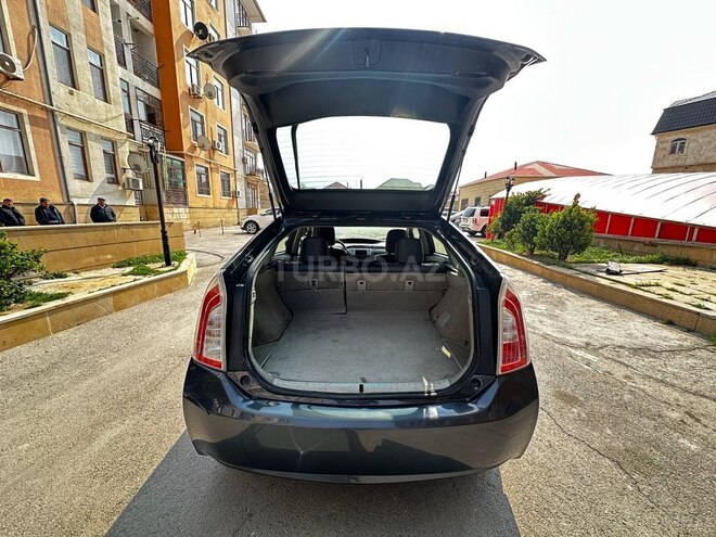 Toyota Prius 2014, 176,610 km - 1.8 l - Bakı