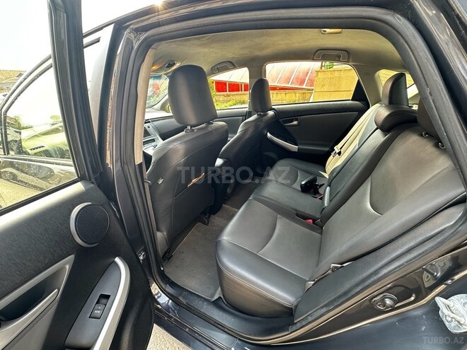 Toyota Prius 2014, 176,610 km - 1.8 l - Bakı