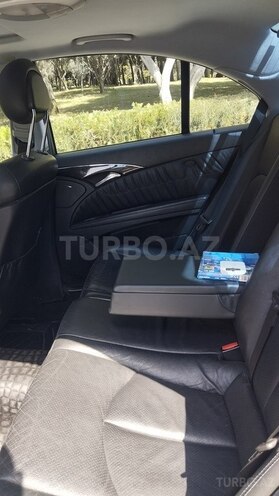 Mercedes E 320 2004, 266,000 km - 3.2 l - Bakı