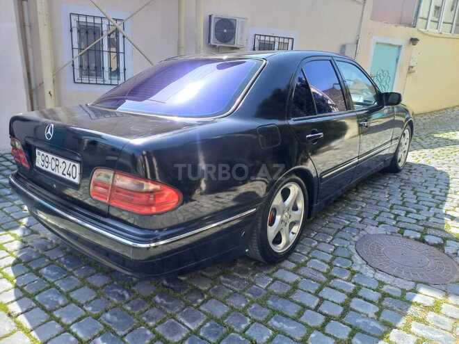Mercedes E 240 2000, 350,000 km - 2.4 l - Bakı