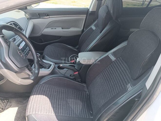 Hyundai Elantra 2016, 139,411 km - 2.0 л - Bakı