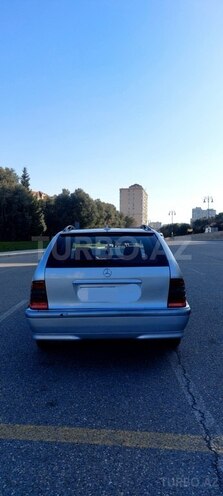 Mercedes C 240 1998, 393,000 km - 2.4 l - Bakı