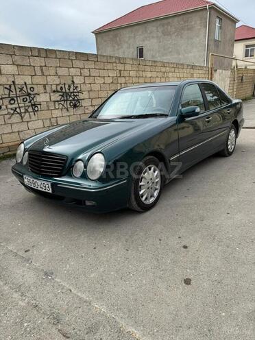 Mercedes E 220 d 2001, 150,000 km - 2.2 l - Beyləqan