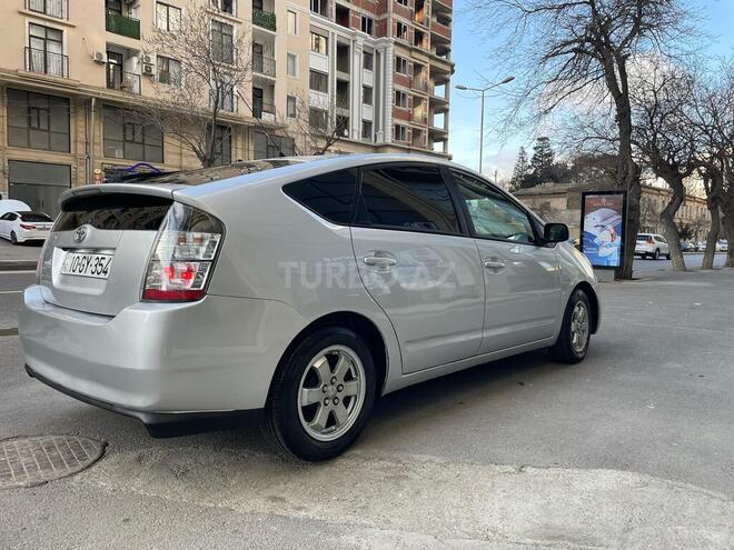 Toyota Prius-6