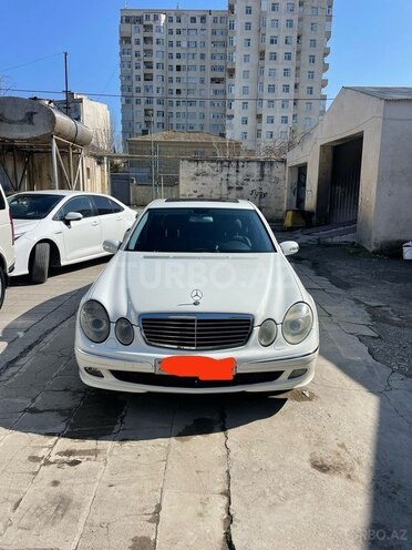 Mercedes E 240 2005, 268,892 km - 2.6 l - Bakı