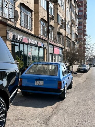 Opel  1980, 78,000 km - 1.5 l - Bakı