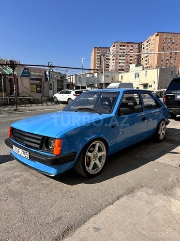 Opel  1980, 78,000 km - 1.5 l - Bakı