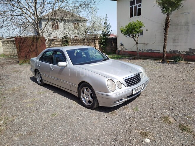 Mercedes E 220 d 1999, 411,000 km - 2.2 l - Astara