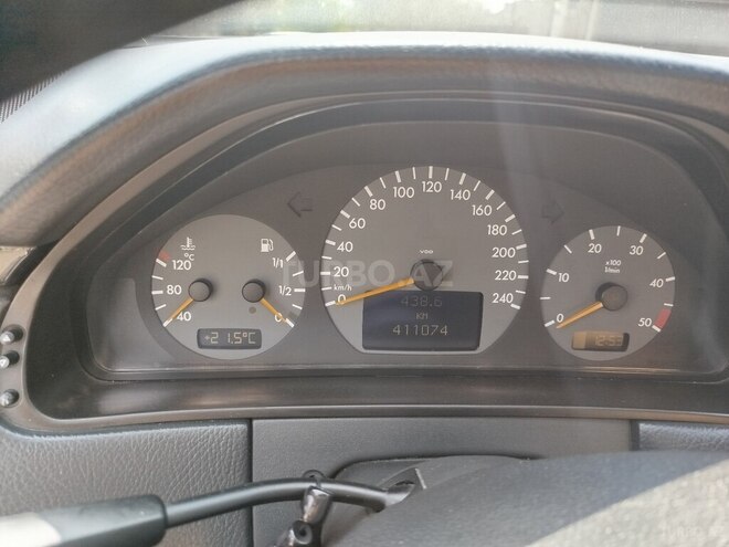 Mercedes E 220 d 1999, 411,000 km - 2.2 l - Astara