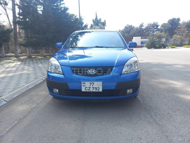 Kia Rio 2005, 250,100 km - 1.4 l - Salyan