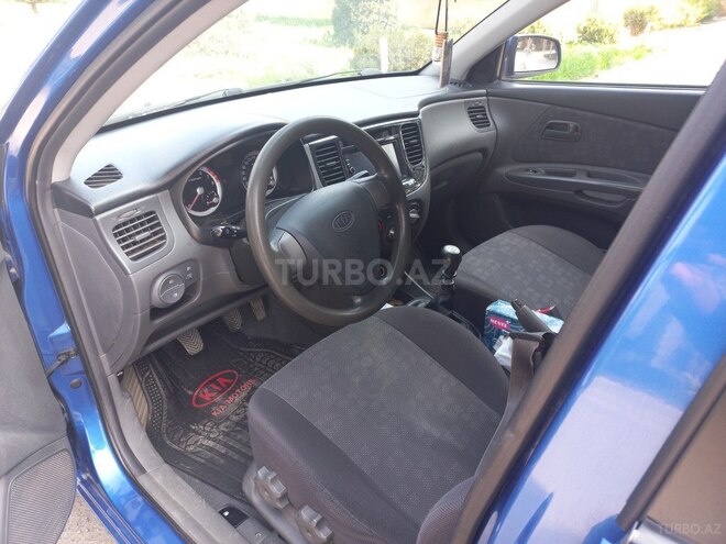 Kia Rio 2005, 250,100 km - 1.4 l - Salyan