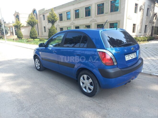 Kia Rio 2005, 250,100 km - 1.4 l - Salyan