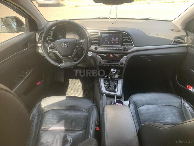 Hyundai Elantra 2017, 120,000 km - 2.0 л - Bakı