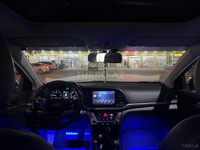 Hyundai Avante 2016, 160,000 km - 1.6 l - Bakı