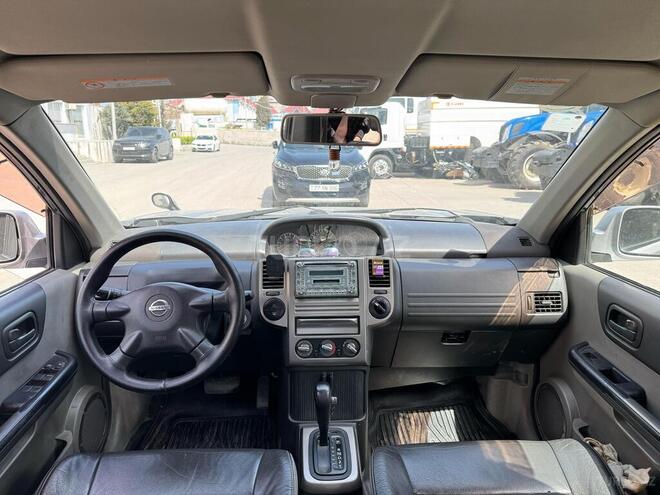 Nissan X-Trail 2004, 218,000 km - 2.0 л - Bakı