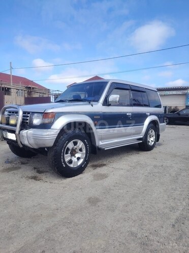 Mitsubishi Pajero 1992, 520,000 km - 2.5 л - Bakı