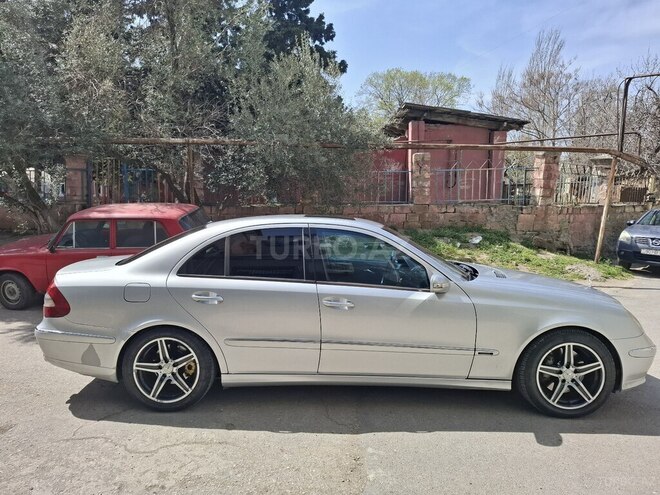 Mercedes E 270 2002, 410,000 km - 2.7 l - Sumqayıt