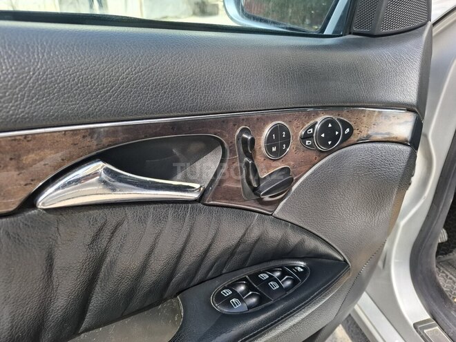 Mercedes E 270 2002, 410,000 km - 2.7 l - Sumqayıt