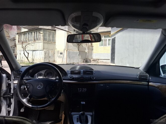 Mercedes E 270 2002, 410,000 km - 2.7 l - Sumqayıt