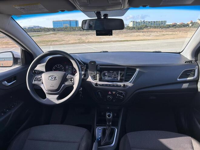 Hyundai Accent 2018, 118,900 km - 1.6 л - Bakı