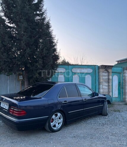 Mercedes E 320 1995, 332,000 km - 3.2 l - Bakı