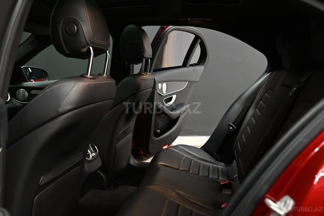 Mercedes C 300-10