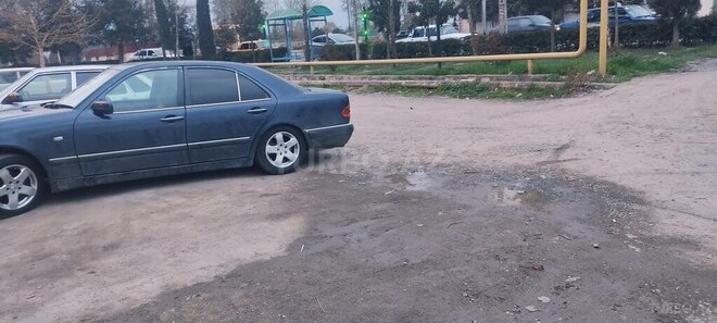 Mercedes E 320 1995, 332,000 km - 3.2 l - Bakı