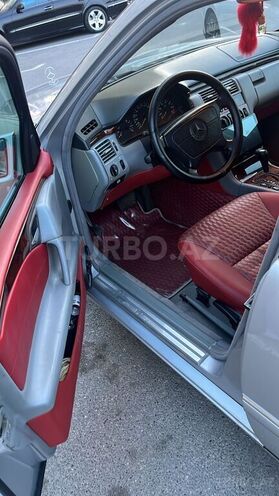 Mercedes E 240 1999, 246,754 km - 2.4 l - Bakı