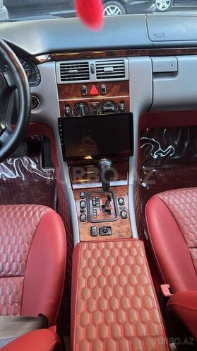 Mercedes E 240 1999, 246,754 km - 2.4 l - Bakı